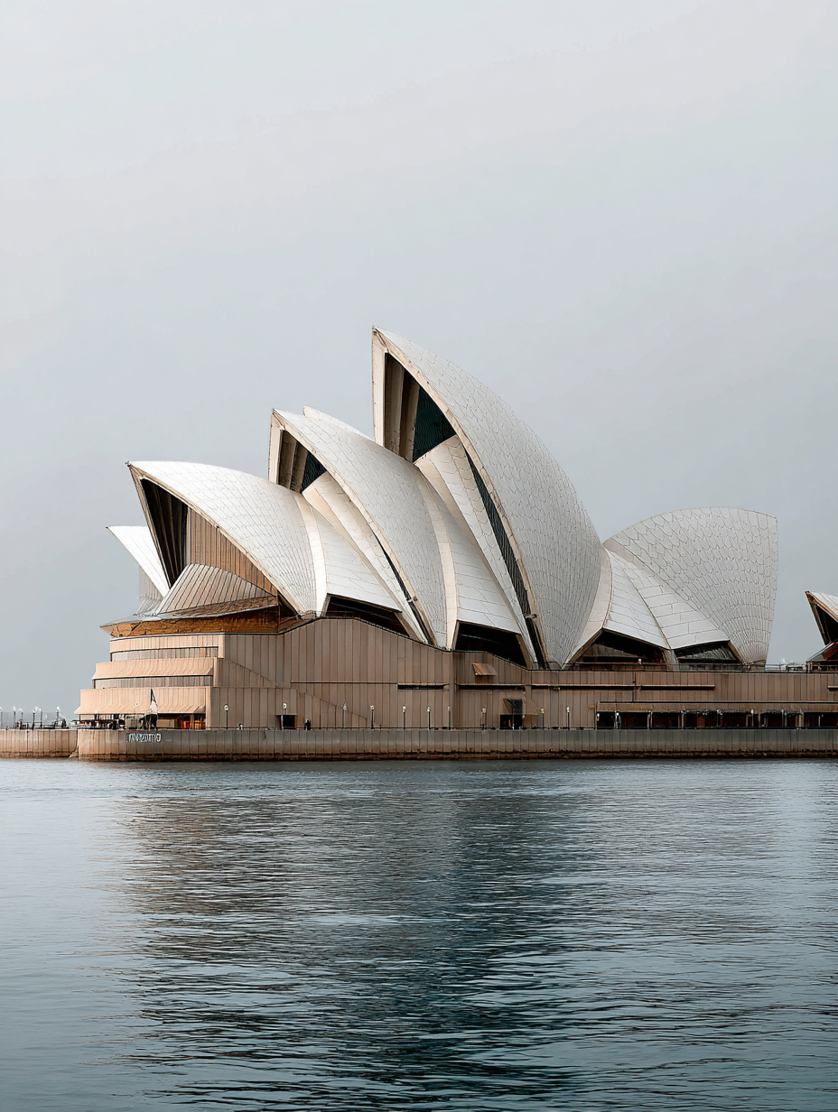 Sydney in Still Light